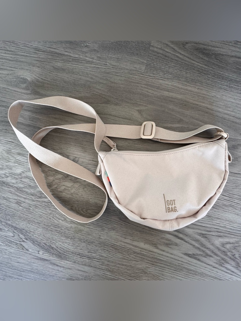 GOT BAG Women's Cream Crossbody Sling